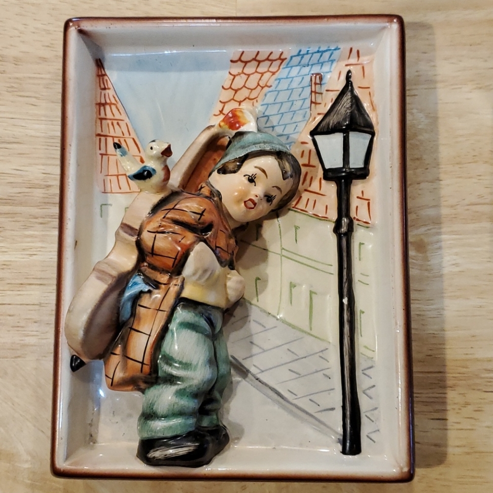 Friedel Bavaria Boy with Chello